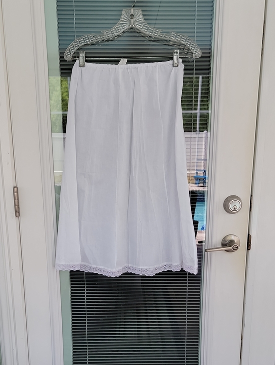 Other - Vintage Cotton Blend White Half Slip with Lace Trim Sz M